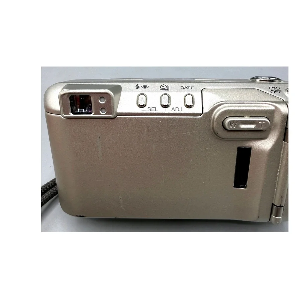 Minolta Freedom Zoom 150 Date 35mm Film Camera Silver 37.5-150mm Multi AF, Works